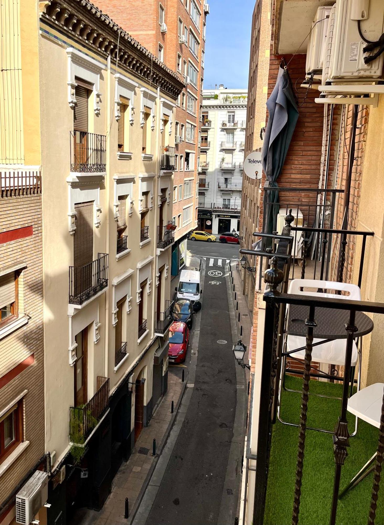 Apartamento Numantino Zaragoza Luaran gambar